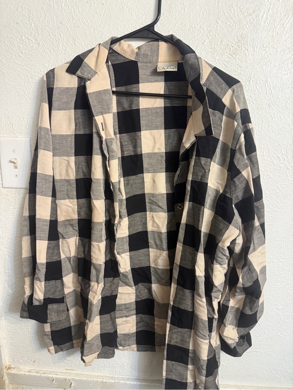 1990s Vintage Plaid Checkered Button-Up Shirt Jacket - Black & Cream